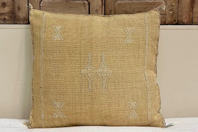 Sabra Kussen uit Marokko licht bruin 45cm x 45cm incl vulling nr.64148