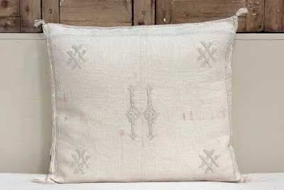 Sabra Kussen uit Marokko wit 45cm x 45cm incl vulling nr.64170