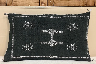 Sabra Kussen uit Marokko zwart 60cm x 40cm incl vulling nr.93385