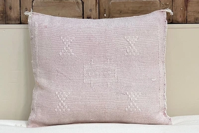 Sabra Kussen uit Marokko licht roze 45cm x 45cm incl vulling nr.64096
