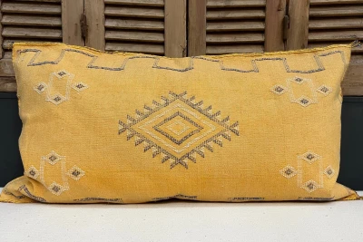 Sabra Kussen uit Marokko geel 100cm x 50cm incl vulling nr.56130