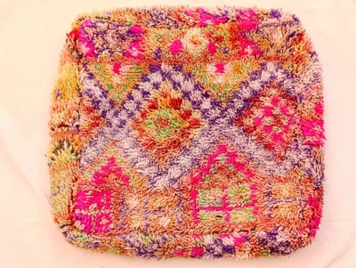 VERKOCHT Marokkaanse Poef nr.20203 60cm x 60cm x 25cm incl. vulling