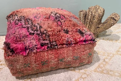 SALE Marokkaanse Poef nr.20227 60cm x 60cm x 25cm incl. vulling Naadje zit los