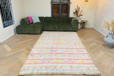 Antieke zijde kelim in pastel kleuren 317cm x 180cm dun vloerkleed