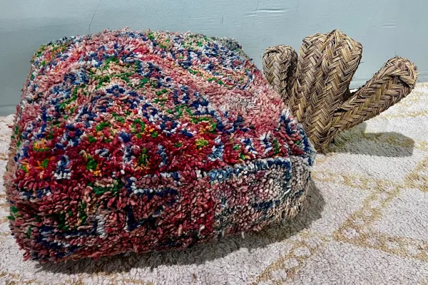 SALE Marokkaanse Poef nr.12037 60cm x 60cm x 25 cm (poef heeft gaatjes)