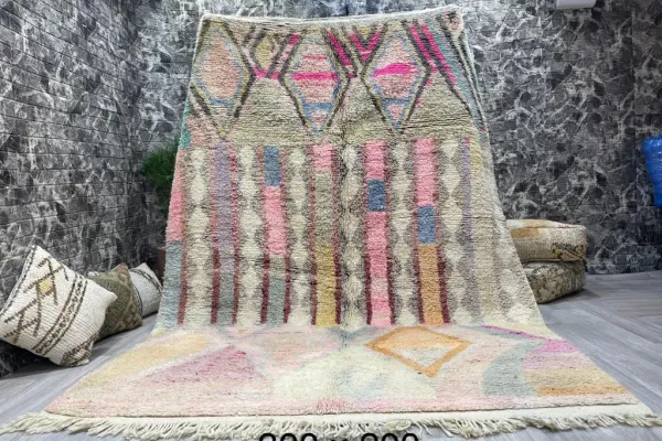 VERKOCHT Azilal vloerkleed 33126 300cm x 200cm Verwacht rond 25 oktober