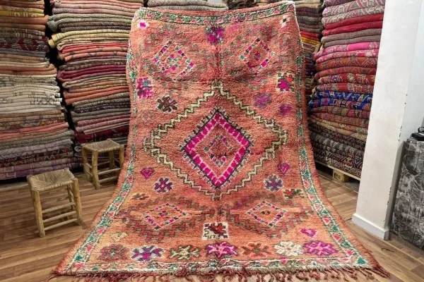 VERKOCHT beni mguild 33110 305cm x 206cm Verwacht rond 25 oktober