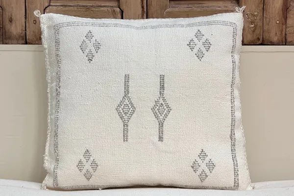 Sabra Kussen uit Marokko wit 45cm x 45cm incl vulling nr.64057