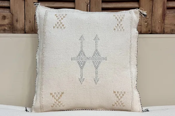 Sabra Kussen uit Marokko wit 45cm x 45cm incl vulling nr.64059