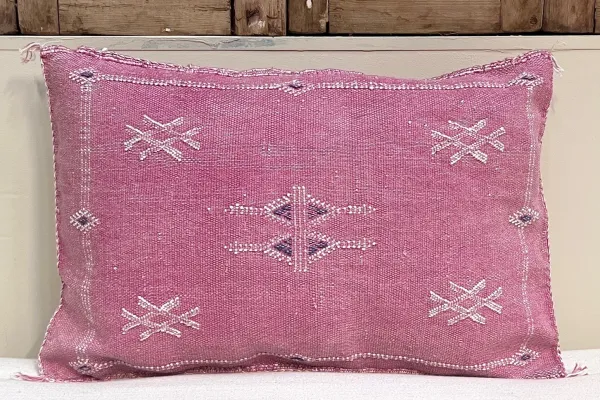 Sabra Kussen uit Marokko roze 60cm x 40cm incl vulling nr.93264