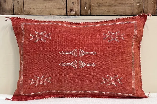 Sabra Kussen uit Marokko rood/oranje 60cm x 40cm incl vulling nr.93331