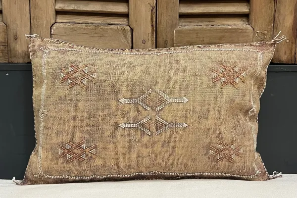 Sabra Kussen uit Marokko bruin 60cm x 40cm incl vulling nr.54001
