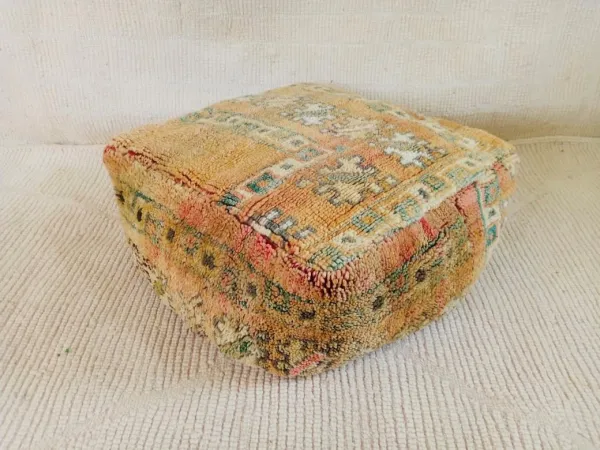 VERWACHT Marokkaanse Poef nr.12024 60cm x 60cm x 25 cm Leverbaar eind januari