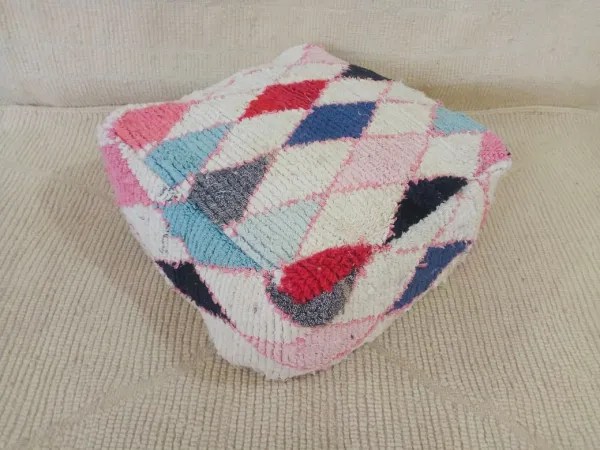 VERWACHT Marokkaanse Poef nr.12027 60cm x 60cm x 25 cm Leverbaar eind januari