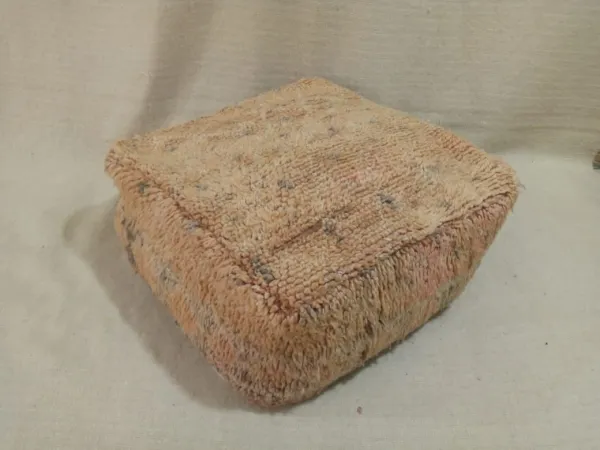 VERWACHT Marokkaanse Poef nr.12035 60cm x 60cm x 25 cm Leverbaar eind januari