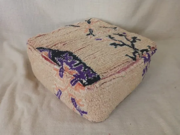 VERWACHT Marokkaanse Poef nr.12044 60cm x 60cm x 25cm Leverbaar eind januari