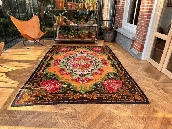 authentieke Rozenkelim  uit Moldavie 2030 282cm x 196cm 
