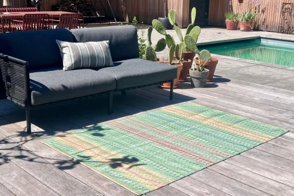 SALE Buitenkleed rozenkelim 180cm x 120cm gemaakt van PET Flessen Showroom model