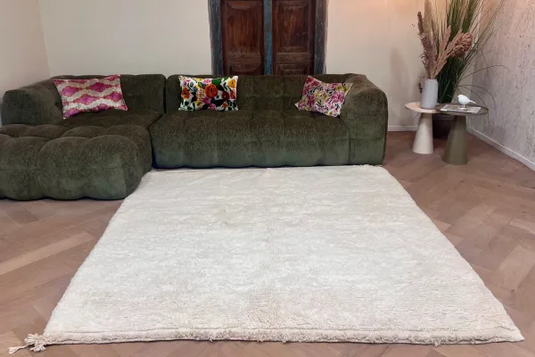 SALE Beni ouarain 71042 210cm x 205cm  kleed heeft kleine vlekjes