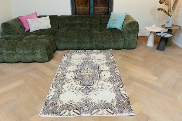 Vintage vloerkleed nr:16849 200cm x 115cm
