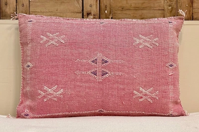 Sabra Kussen uit Marokko roze 60cm x 40cm incl vulling nr.93243