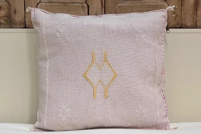 Sabra Kussen uit Marokko lichtroze 45cm x 45cm incl vulling nr.64068